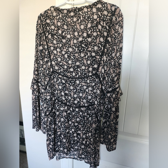 Revolve La Palma Dress by Amuse Society - Picture 13 of 16